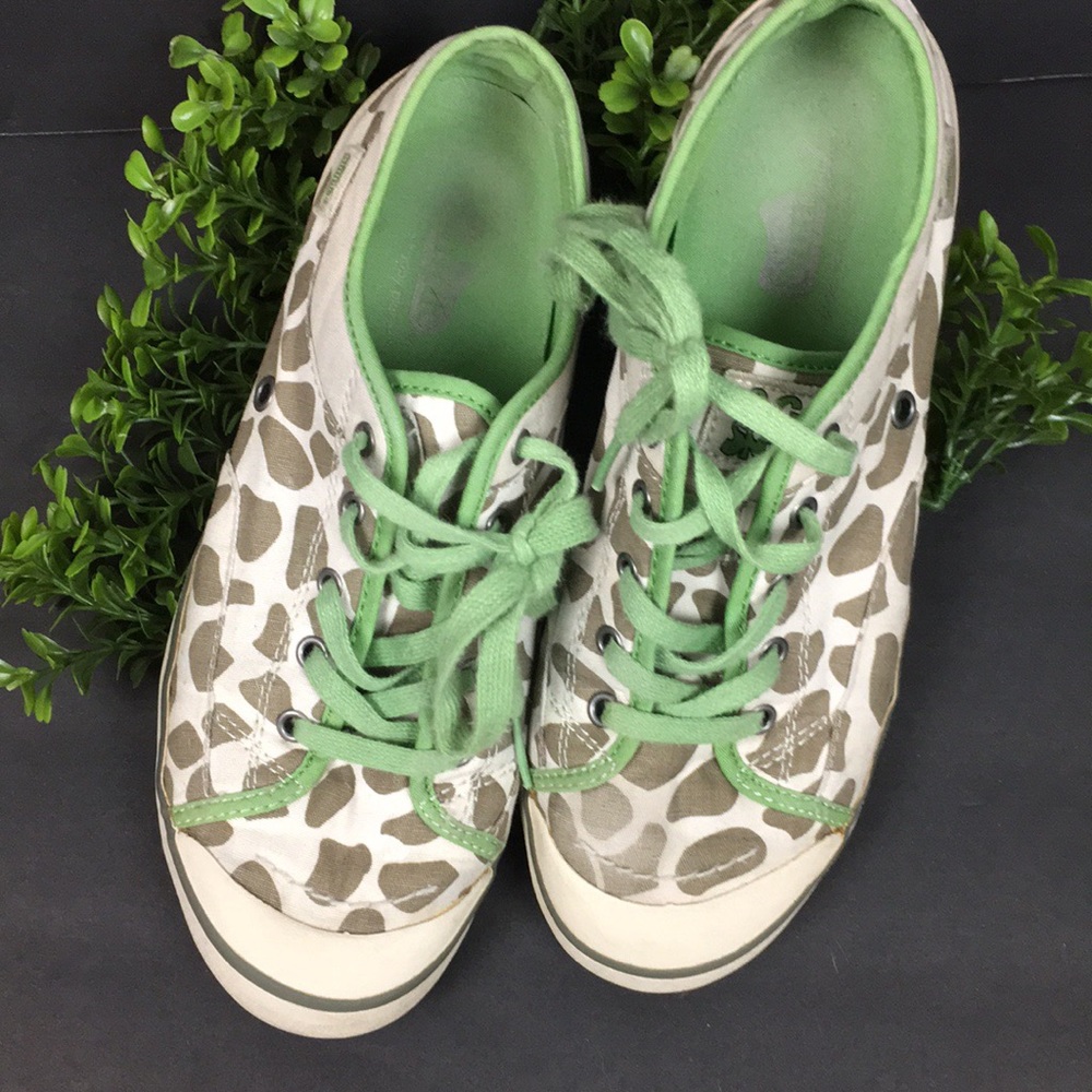 Simple Eco Sneakers Giraffe Print Sneakers Sz 8.5